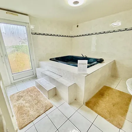 Beausoleil L-geneva & & Mountains-wilena Home, Full Villa