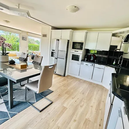 Beausoleil L-geneva & & Mountains-wilena Home, Full * Chens-sur-Leman