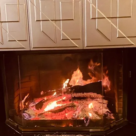 Villa Beausoleil L-geneva & & Mountains-wilena Home, Full Chens-sur-Leman