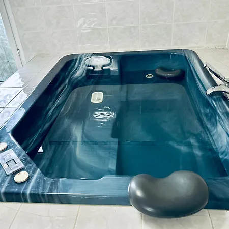 Beausoleil L-geneva, Lake, Mountains-full Stay-spa Optional Extra Fee *